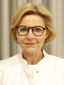 Portraitbild Dr med Martina Waldherr Buschkämper